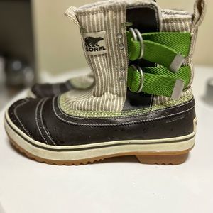 Sorel Women's Striped Green and Brown Boots